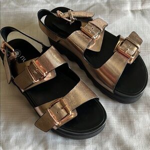 Women's Metallic Sandals